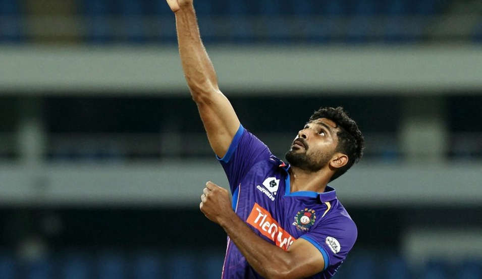 নিলামের প্যাডেল যেখানে থামল: ফ্র্যাঞ্চাইজি ক্রিকেটের ট্রান্সফার উইন্ডো এখনও মাঝের ওভারকে চিনতে পারেনি
