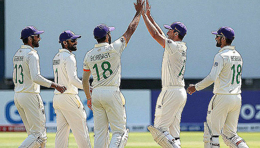 স্কোরবোর্ড যেটা দেখায়, খাতা যেটা লুকায়: টি-টোয়েন্টি যুগে বাংলাদেশ ক্রিকেটের পাঁচটা হিসাব স্কোরবোর্ড যেটা দেখায়, খাতা যেটা লুকায়: টি-টোয়েন্টি যুগে বাংলাদেশ ক্রিকেটের পাঁচটা হিসাব