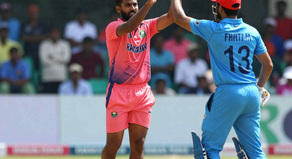 The Season of the Empty Payload: Finding Truth in Cricket's Rumor Market The Season of the Empty Payload: Finding Truth in Cricket's Rumor Market