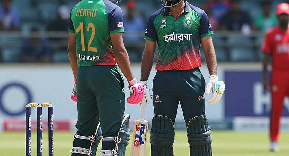 ১৩৮ সেশন, ৬৪ রুম: স্কোরবোর্ড কথা বলার আগেই বাংলাদেশের ক্রিকেট যেভাবে তৈরি হয় ১৩৮ সেশন, ৬৪ রুম: স্কোরবোর্ড কথা বলার আগেই বাংলাদেশের ক্রিকেট যেভাবে তৈরি হয়