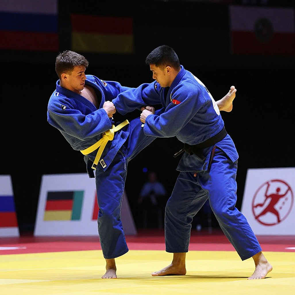 42–41 and 35–45: The Singapore Fencing Bronze and the Ledger Nobody Printed 42–41 and 35–45: The Singapore Fencing Bronze and the Ledger Nobody Printed