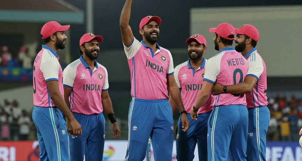 ৩৩তম সিঙ্গার-এমসিএ সুপার প্রিমিয়ার লিগ: স্কোরবোর্ড নীরব থাকলে তথ্য কোথায় থাকে ৩৩তম সিঙ্গার-এমসিএ সুপার প্রিমিয়ার লিগ: স্কোরবোর্ড নীরব থাকলে তথ্য কোথায় থাকে