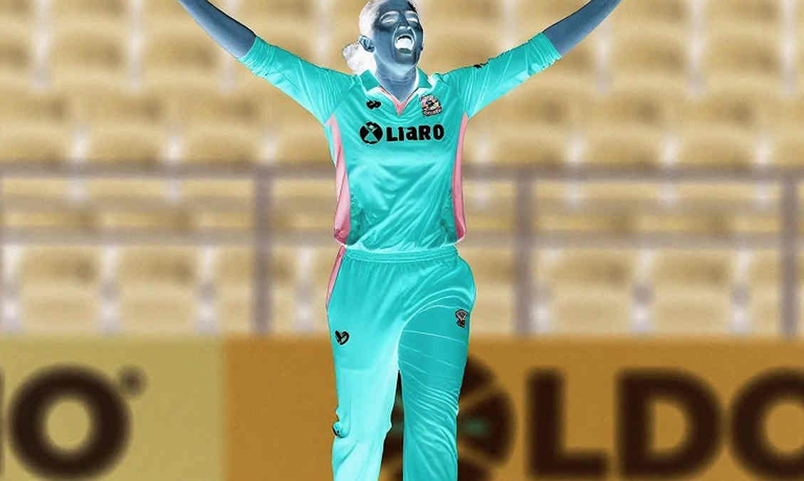ক্যাপসির গ্লাভস আর WBBL-এর রাজমুকুট: মহিলা ক্রিকেটের আসল প্রশ্নটা কোথায়
