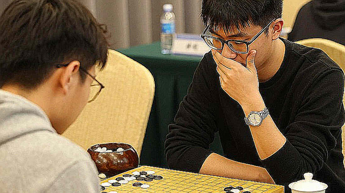 Samarkand in the Headline, Prague Inside: The Birth of a File in Chess's Information Economy Samarkand in the Headline, Prague Inside: The Birth of a File in Chess's Information Economy